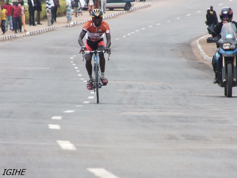 Nyuma yo gukina ku nshuro ya mbere Tour du Rwanda mu 2014, Uwizeye amaze kuba umwe mu bakinnyi bakomeye mu Rwanda