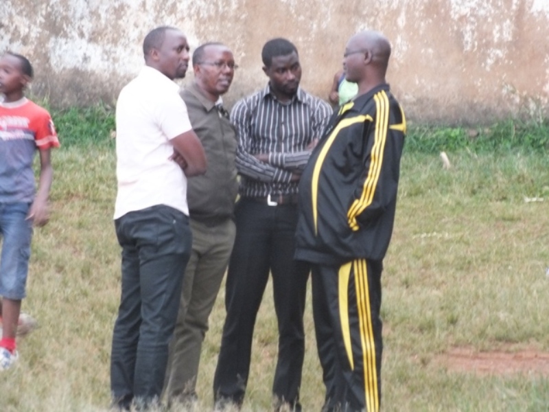 Ku Mumena: Inama ya bamwe mu bari bagize komite nyobozi ya Mukura VS bafata icyemezo cyo kwirukana Kayiranga Baptiste amaze gutsindwa na Marines