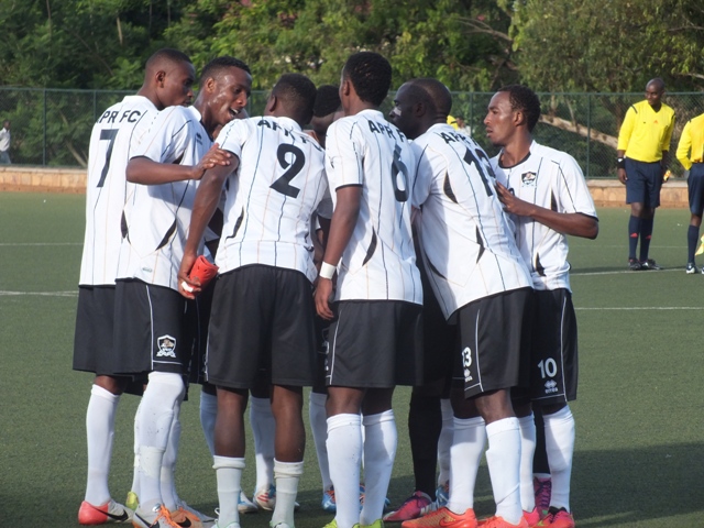 APR FC ni iya mbere ku rutonde rwa shampiyona n'amanota 23 irusha Rayon Sports na AS Kigali amanota 5 mbere yo gukina