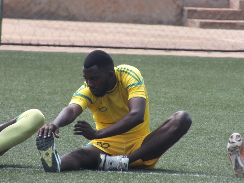 Ndikumana Bodo wakinaga muri AS Kigali yasinye imyaka ibiri muri Rayon Sports
