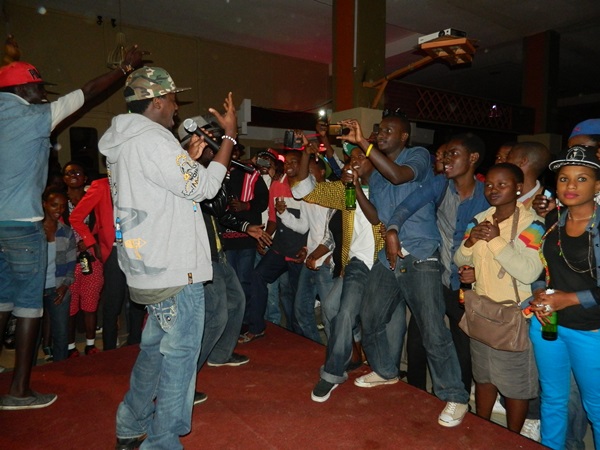 Riderman imbere y'abafana be