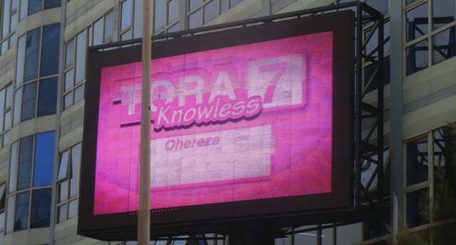 Ukigera mu mujyi wa Kigali, uhita ubona imbaraga Knowless yashyize mu kwiyamamaza