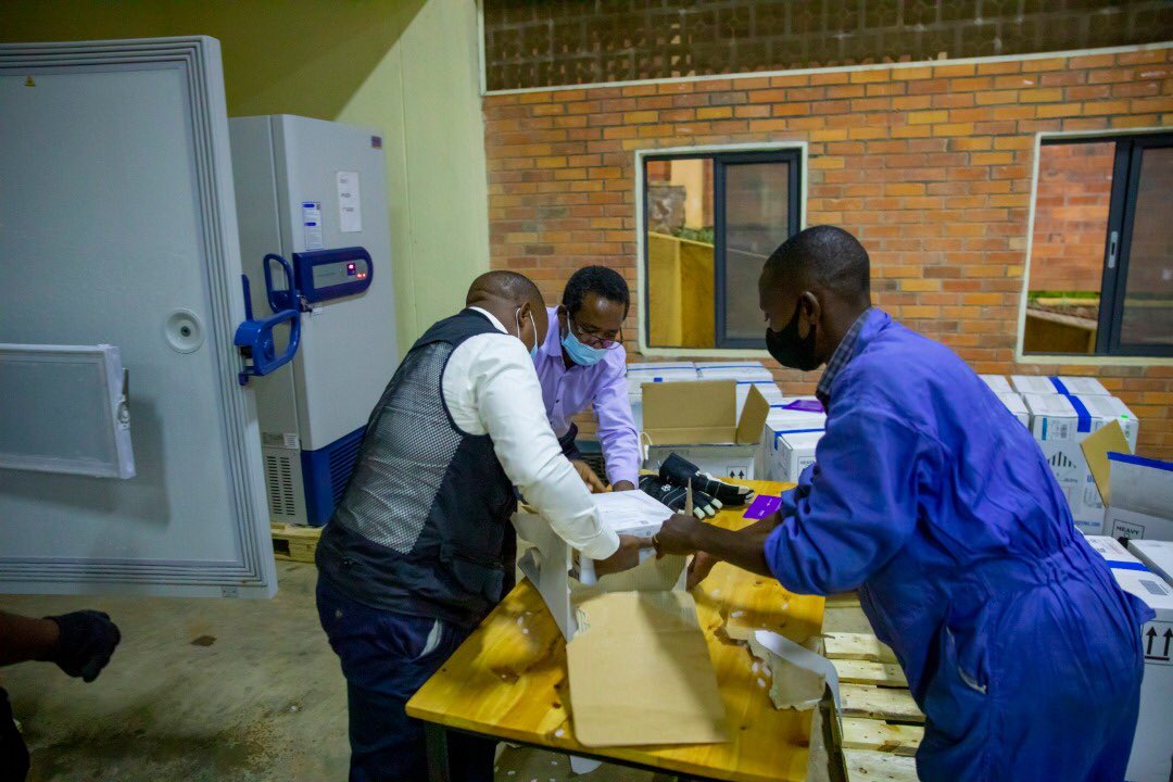 Izi nkingo zahise zijyanwa mu bubiko bwabugenewe