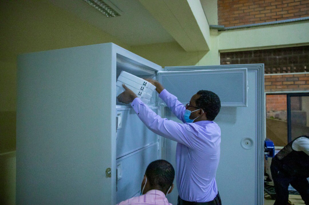 Zashyizwe mu byuma bizirinda kwangirika kugira ngo zizatangwe zujuje ubuziranenge