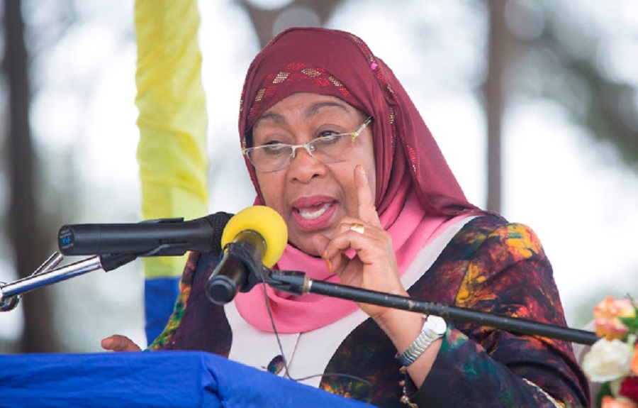 Perezida Samia Suluhu yaciye amarenga ko ashobora kuzahatanira kuyobora Tanzania mu 2025