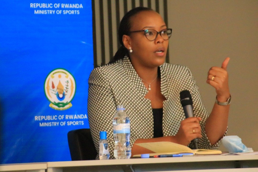 Minisitiri wa Siporo, Munyangaju Aurore Mimosa yavuze ko bari mu biganiro na MINALOC n’Umujyi wa Kigali kugira ngo hazubakwe ibikorwaremezo bya siporo muri buri mudugudu