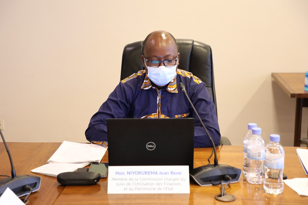Depite Niyorurema Jean René, umwe mu bagize Komisiyo ya PAC