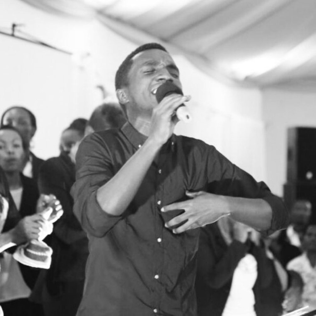 Elie Bahati asanzwe ari umuririmbyi muri korali zo mu rusengero