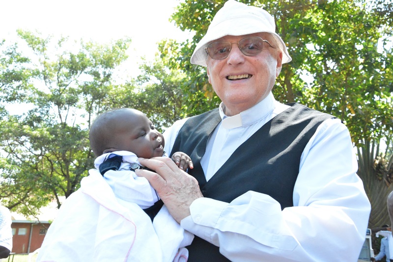 Ni we washinze umuryango Emmaus Foundation