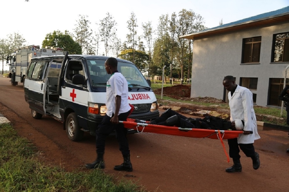 Abapolisi bigishwa uko bashobora guha bagenzi babo ubutabazi bw'ibanze mu buvuzi igihe bibaye ngombwa