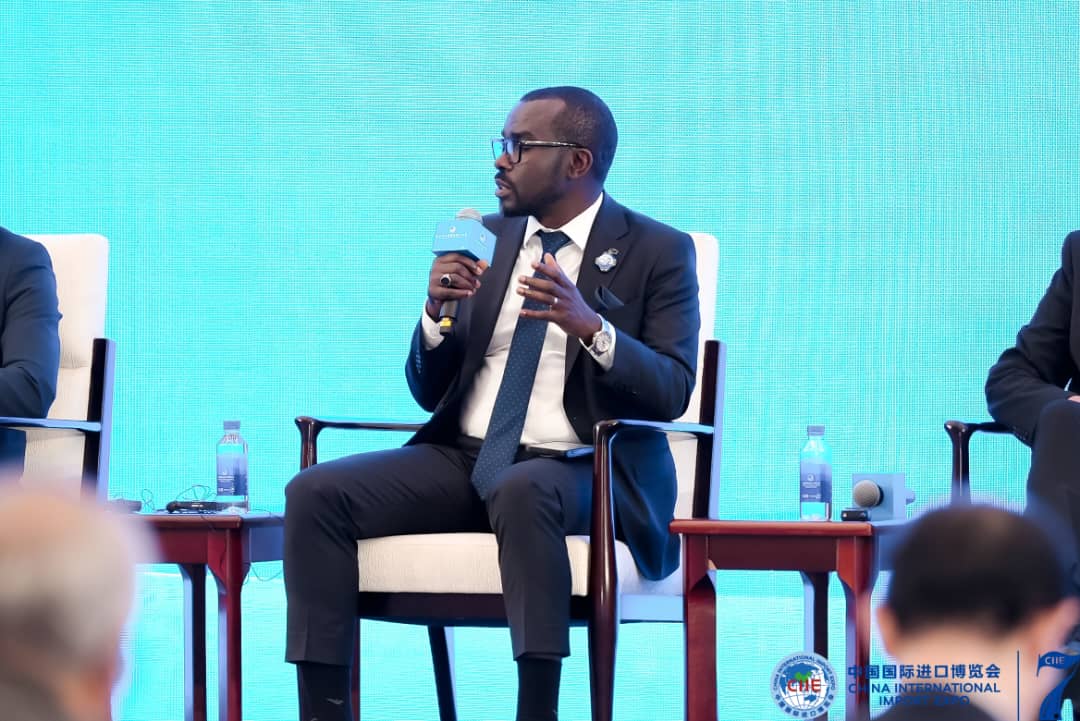 Minisitiri w'Ubucuruzi n'Inganda, Sebahizi Prudence yagaragaje ko ishoramari ry'u Bushinwa mu Rwanda ryageze kuri miliyari 1$
