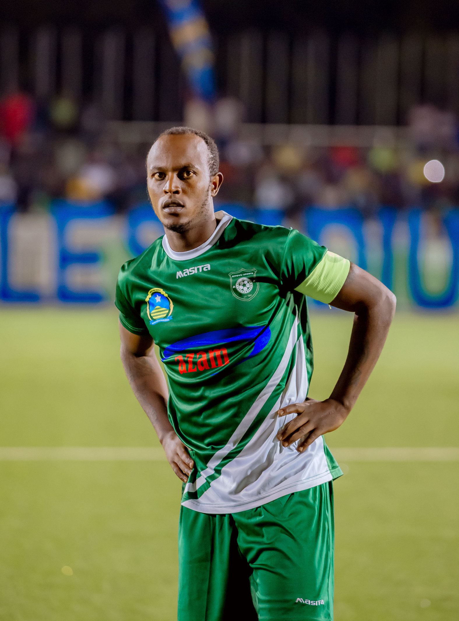 Kapiteni wa Kiyovu Sports, Niyonzima Olivier 'Seifu', yasabye ubuyobozi bw'Urucaca gusesa amasezerano nyuma y'uko abandi bishyuwe ibirarane by'ukwezi kumwe we ntiyishyurwe amezi atatu bumurimo
