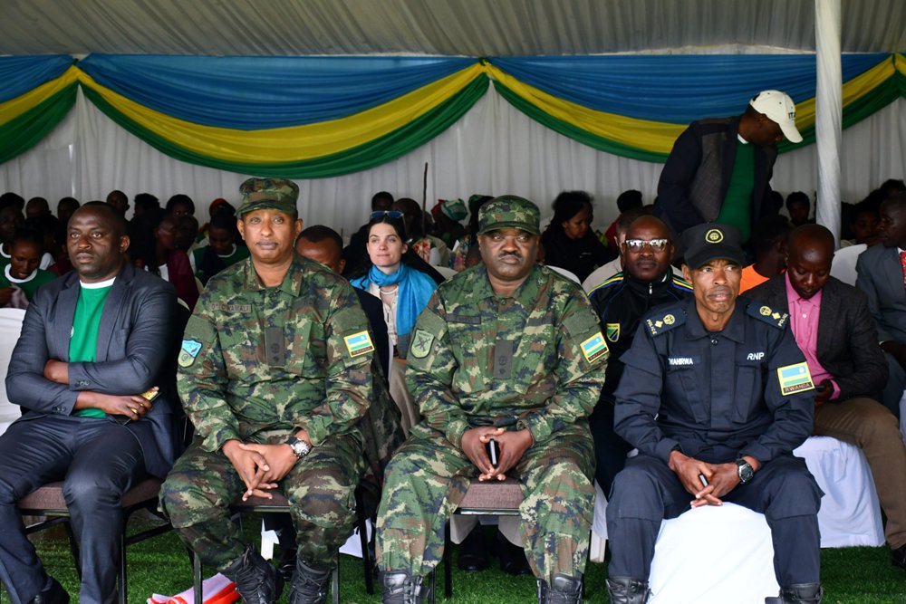 Abayobozi mu nzego z'umutekano bari bitabiriye ibi birori
