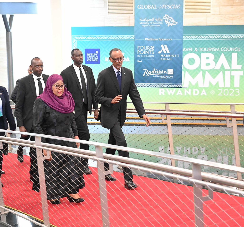 Umukuru w'Igihugu , Paul Kagame, yashimiye mugenzi we wa Tanzania witabiriye iyi nama