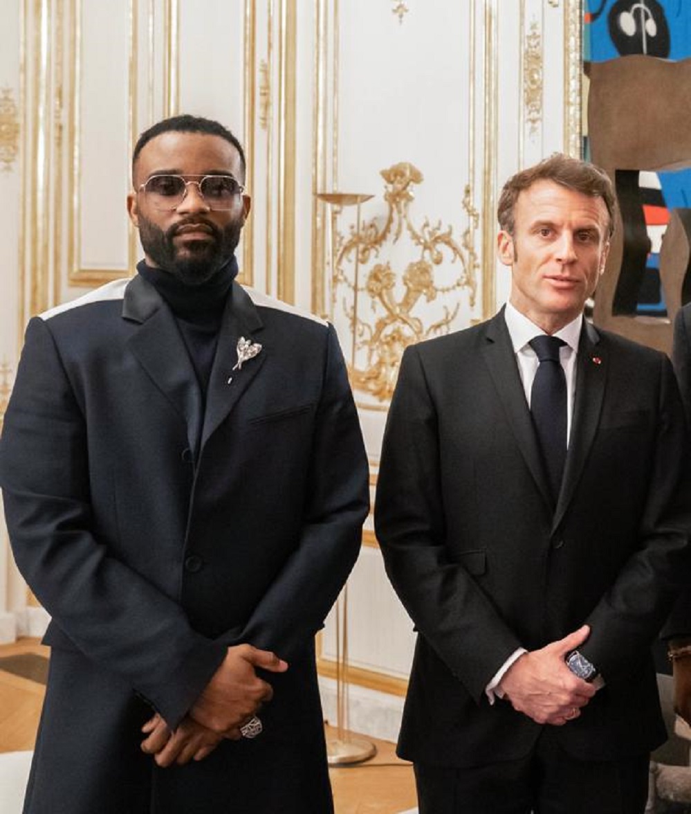 Fally Ipupa ubwo aheruka mu Bufaransa yahuye na Pereza Emmanuel Macron
