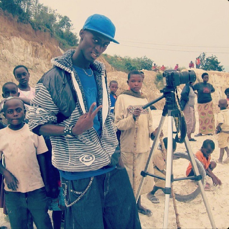 Fayzo yatangiye gufata amashusho y'indirimbo z'abahanzi akiri muto