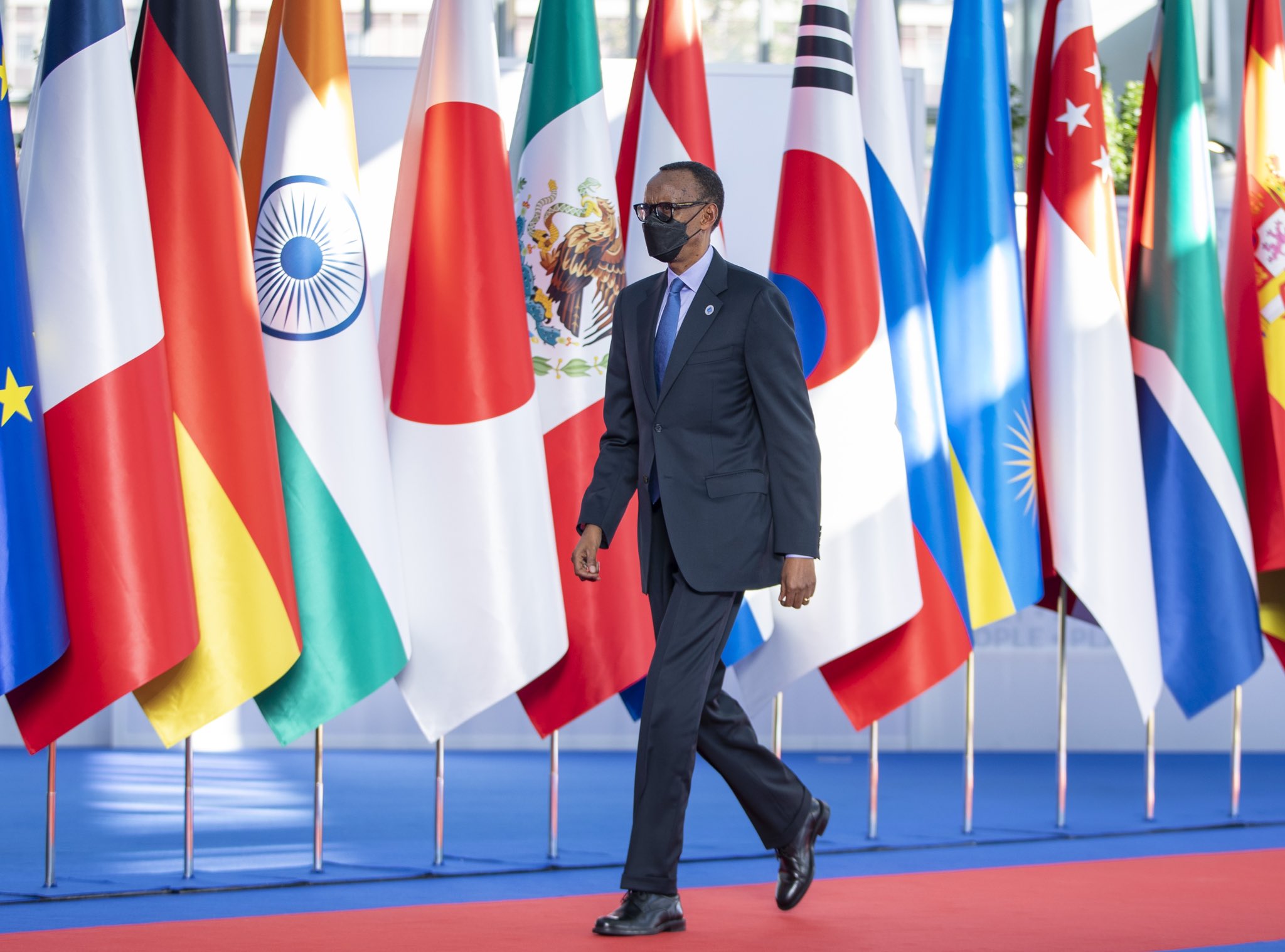 Perezida Kagame yibukije ibihugu bikize kurekura inkunga byemereye ibikennye mu guhangana n’imihindagurikire y’ibihe