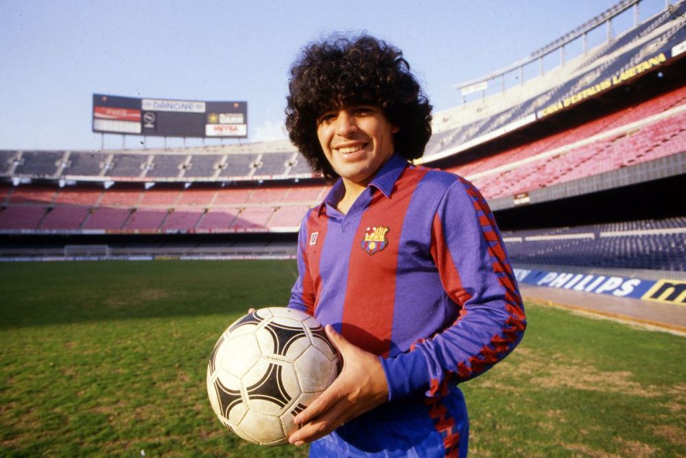 Diego Maradona yakiniye FC Barcelone na Boca Juniors