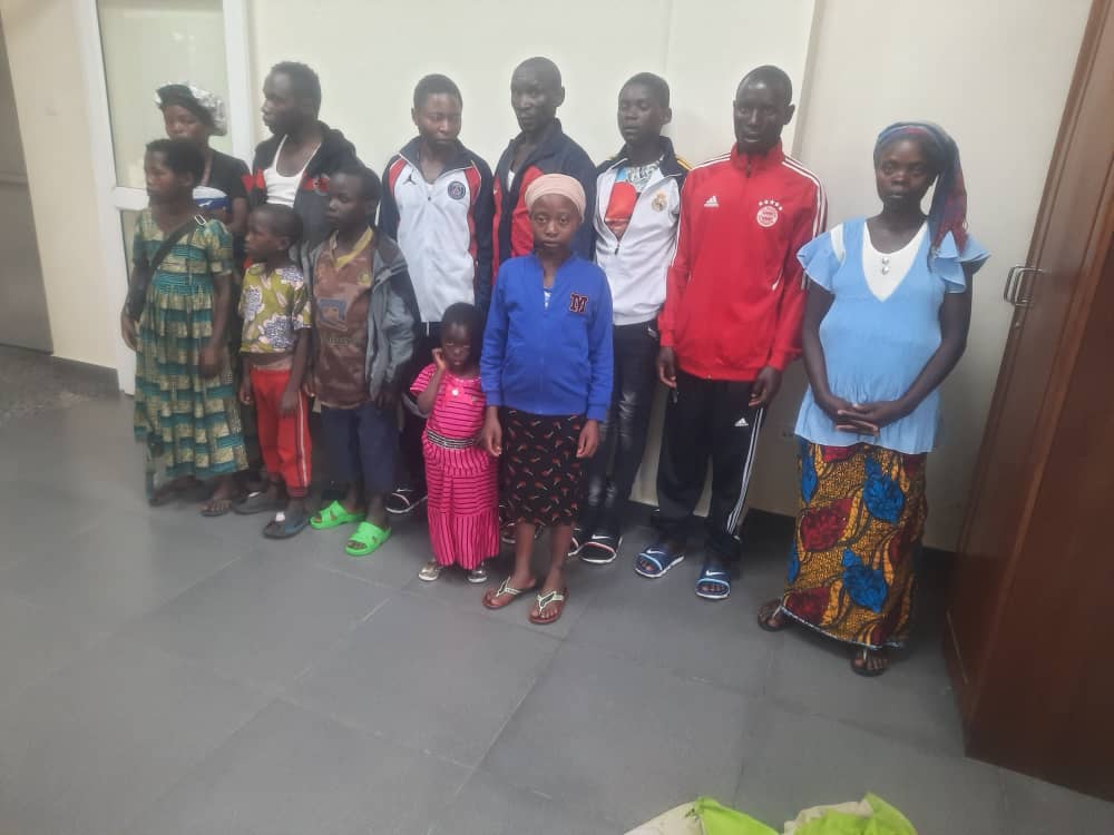 Abatashye bava muri FDLR bari kumwe n'imiryango yabo