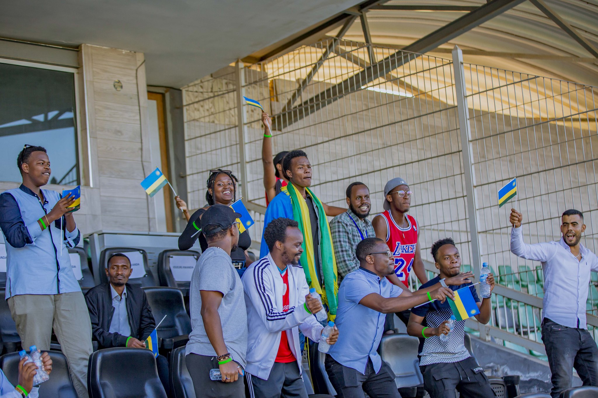 Abafana b'Amavubi bayatije umurindi nubwo bari bake muri stade