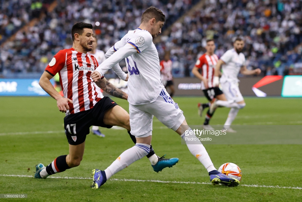 Federico Valverde acenga umukinnyi wa Athletic Bilbao