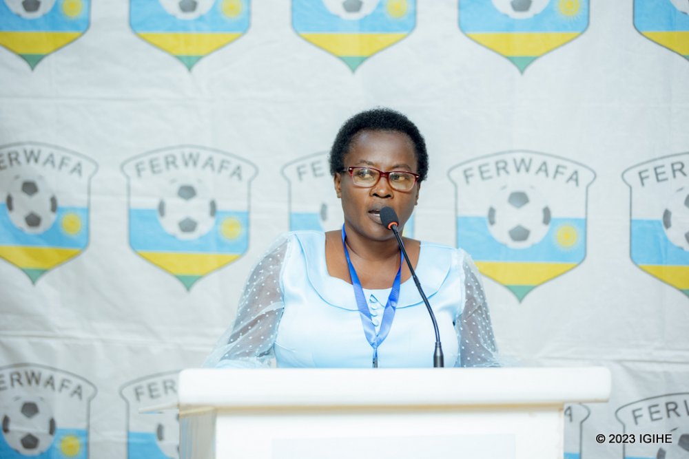Munyankaka Ancille wari usanzwe ayoboye umupira w'amaguru w'abagore, yagizwe Visi Perezida wa mbere muri iri tsinda