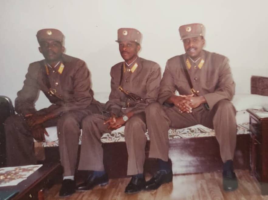 Yanyuze mu mashuri atandukanye ya gisirikare