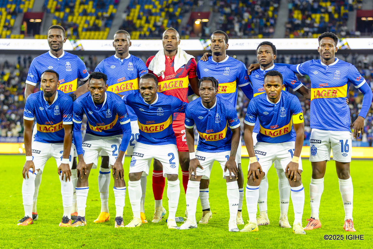 Bamwe mu bakinnyi ba Rayon Sports barashinjwa ubugambanyi mu gihe hari abo bivugwa ko ubuyobozi bwasabye ko batazasubira mu kibuga