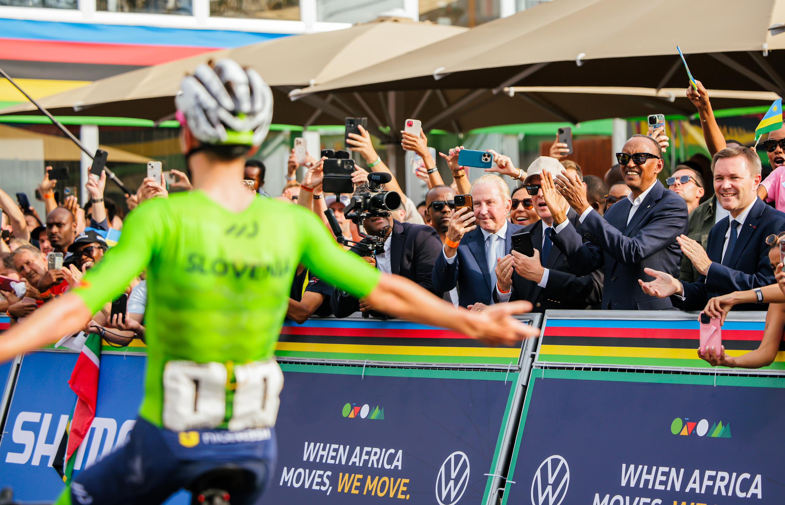 Perezida Kagame ni umwe mu bakurikiye iri siganwa
