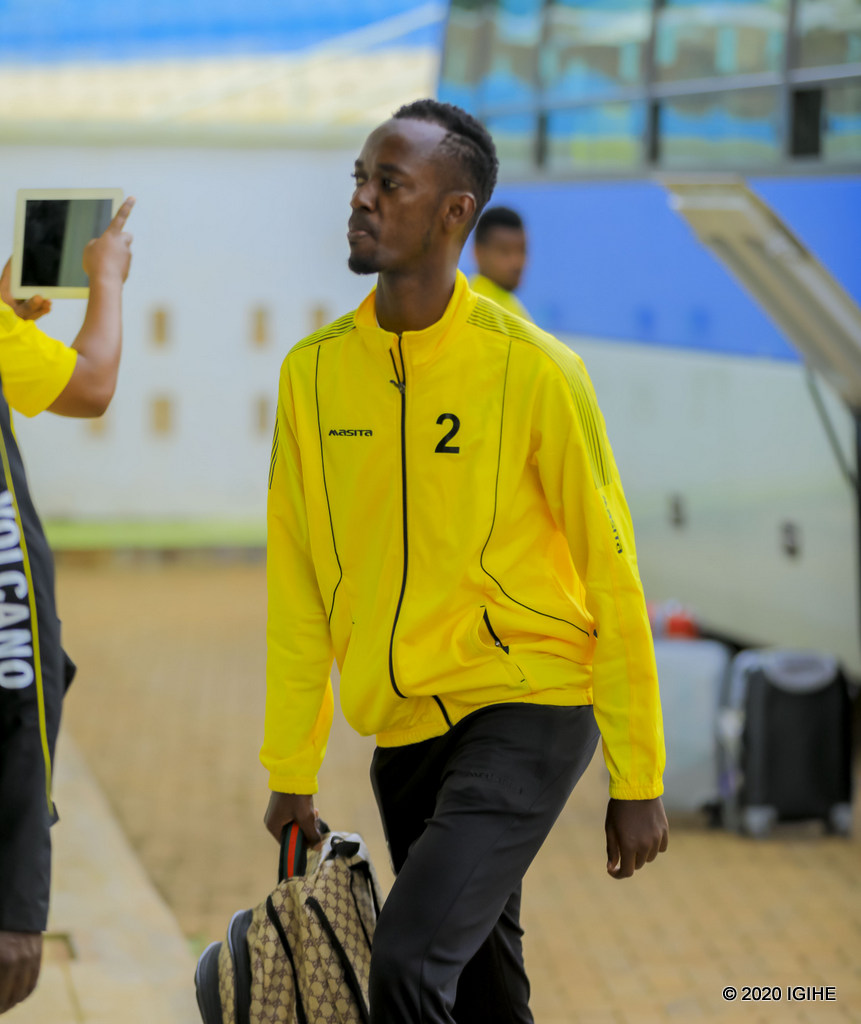 Iragira Said ukina mu mutima wa ba myugariro ari muri batanu basabwe kuva mu mwiherero wa Mukura Victory Sports