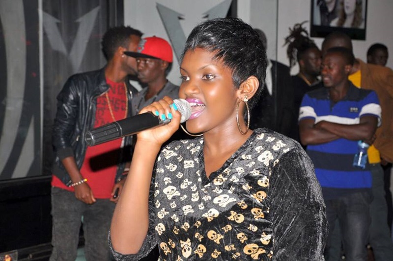 Fille aherutse gusubika ibitaramo bye byose kubera ibibazo byaturutse ku kurwana n'umugabo