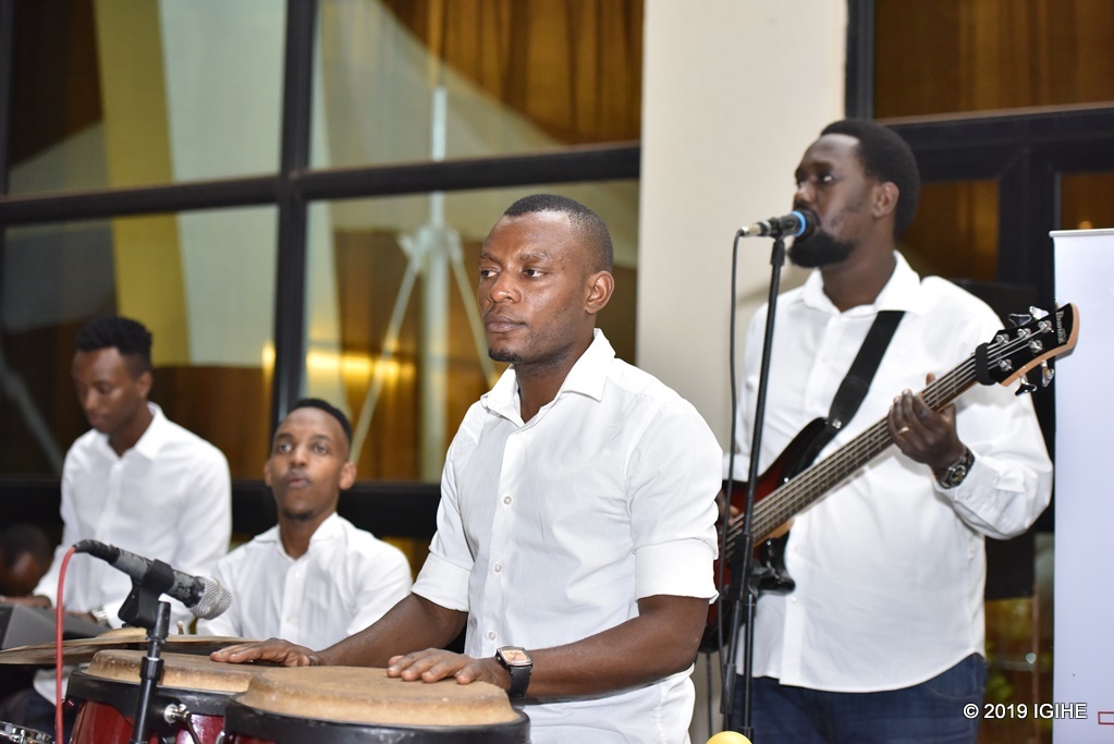 Jambo Band na yo yishimiwe mu muziki w'umwimerere