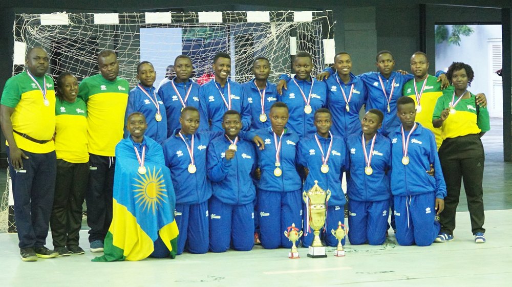 Abangavu b’u Rwanda begukanye Irushanwa ry’Akarere ka Gatanu muri Handball