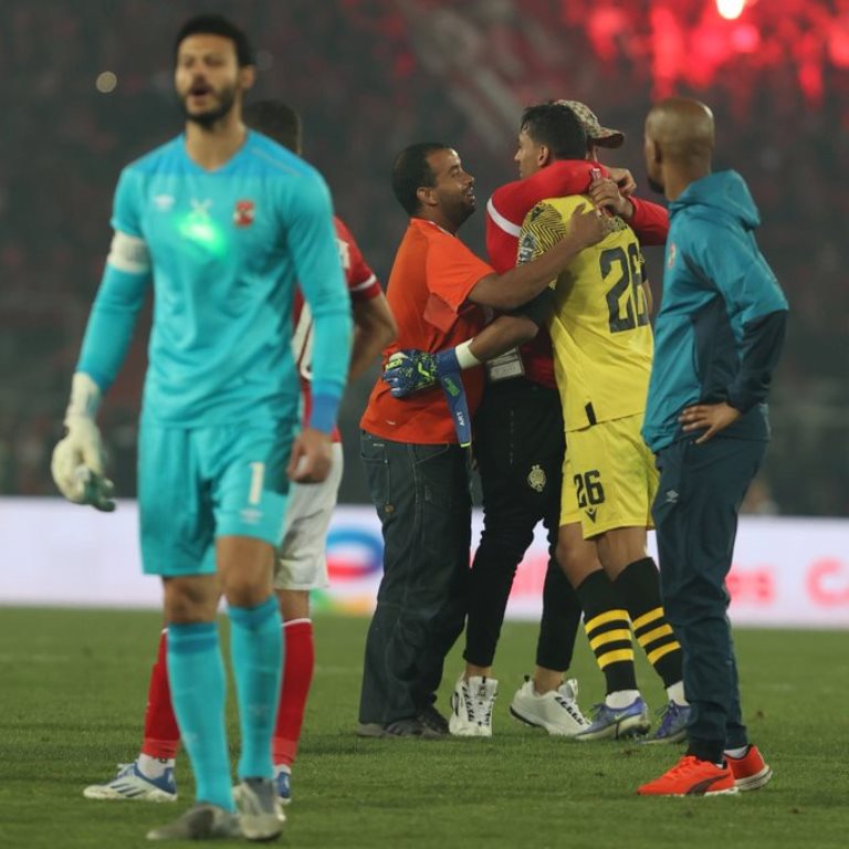 Umunyezamu wa Al Ahly, Mohammed El Shenawy yatsinzwe ibitego bibiri mu minota 48