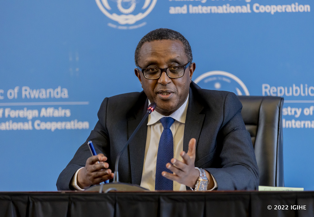 Minisitiri w'Ububanyi n'Amahanga, Dr Vincent Biruta yavuze ko Repubulika Iharanira Demokarasi ya Congo nikomeza ubushotoranyi u Rwanda ruzirwanaho