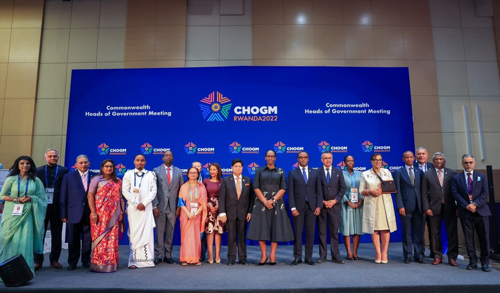 Iyi nama yiga ku "Kongera guhangana n’ibibazo by’ubuzima bwo mu mutwe’’ ishamikiye ku y’Abakuru b’Ibihugu na za Guverinoma zikoresha Ururimi rw’Icyongereza, CHOGM, iteraniye i Kigali