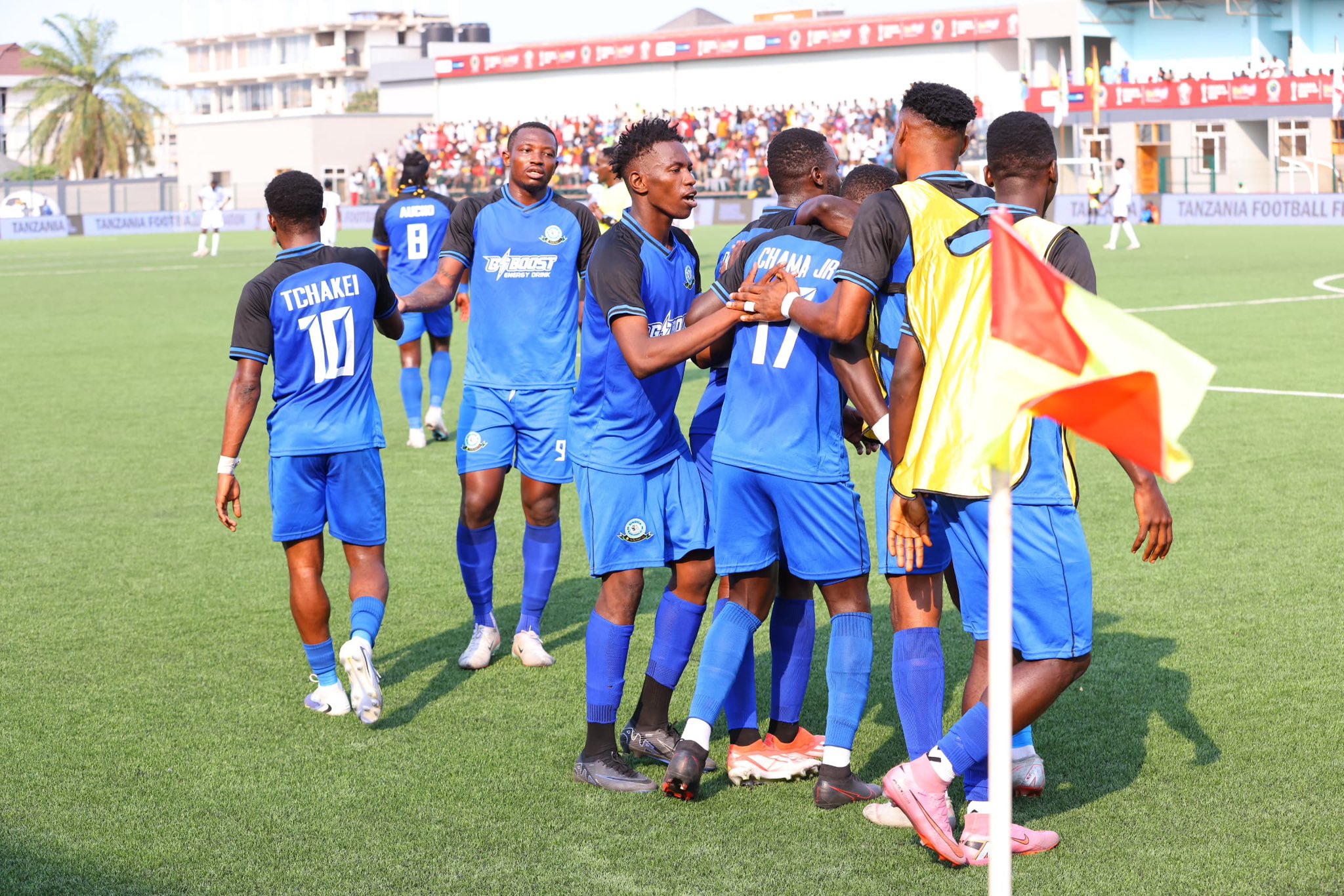 Abakinnyi ba Singida Black Stars bishimira intsinzi