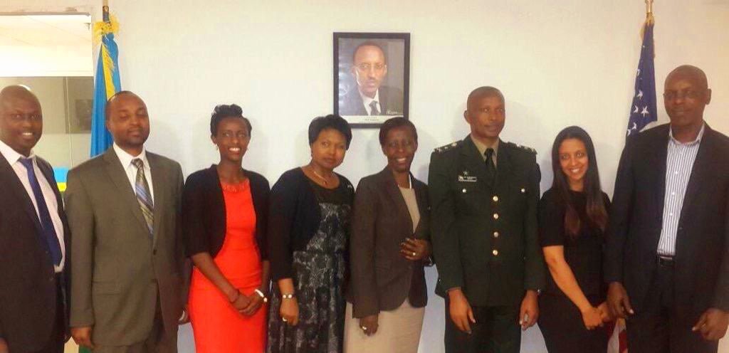 Ubwo Lt Gen Kabandana yari Lt Gen Innocent Kabandana muri Ambasade muri Amerika