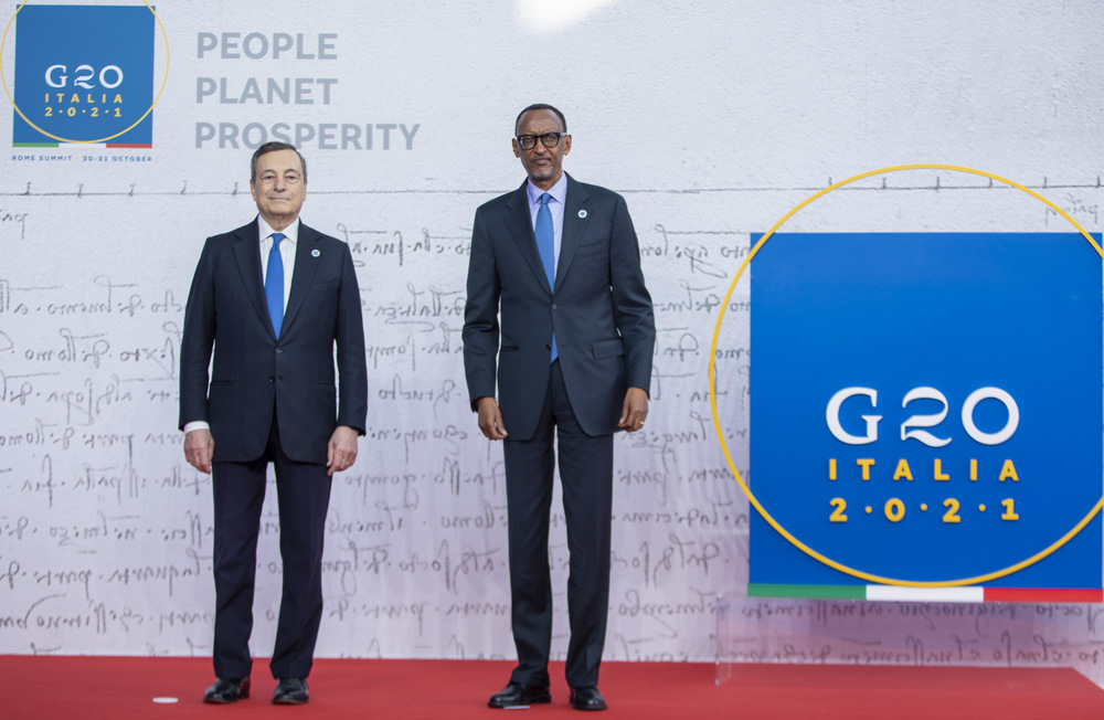 Perezida Kagame ubwo yakirwaga na Minisitiri w'Intebe w'u Butaliyani, Mario Draghi