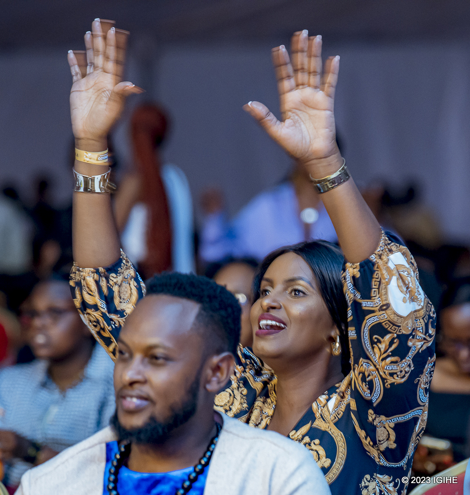 Gabby Kamanzi yari yanezerewe muri iki gitaramo