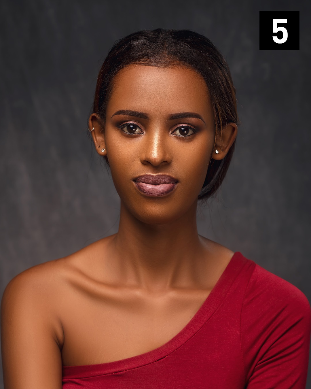 Akiva mu irushanwa rya Miss Rwanda2020, yahise afata icyemezo cyo kuzasubiramo umwaka ukurikiye/ Ifoto: Miss Rwanda