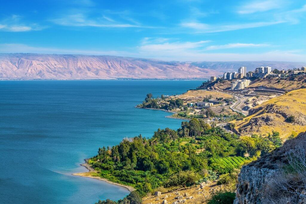 Galilee ni agace kazwiho amateka y'uko Yesu/Yezu yakoreye igitangaza cyo kugendera hejuru y'amazi