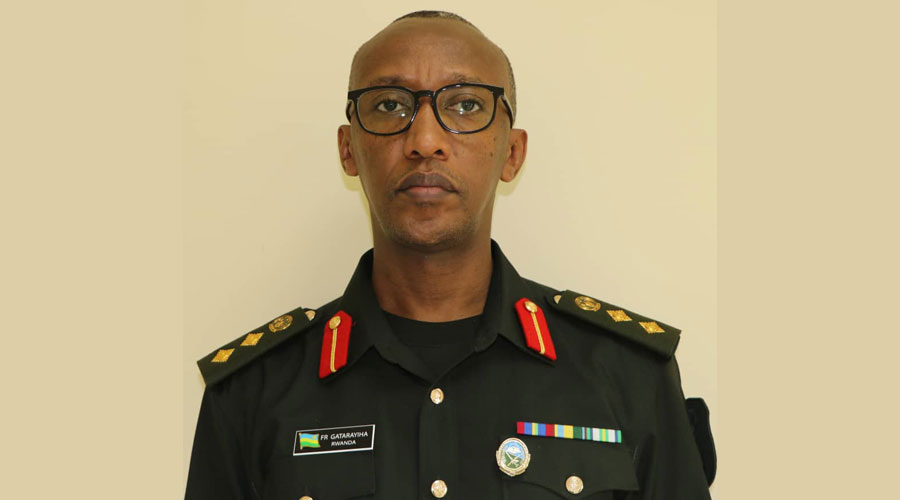 Col Francis Regis Gatarayiha yagizwe Umuyobozi Mukuru w'agateganyo ushinzwe ubutasi bwa gisirikare