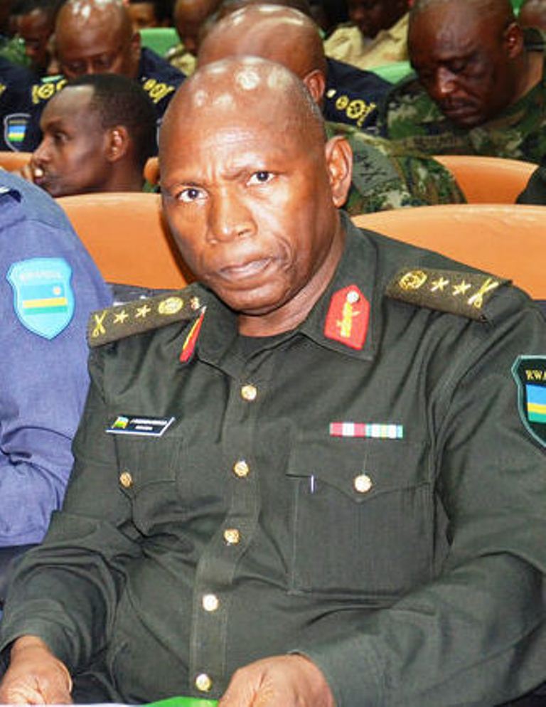 Gen Maj (Rtd) Jérôme Ngendahimana yatashye mu Rwanda mu Ukwakira 2003