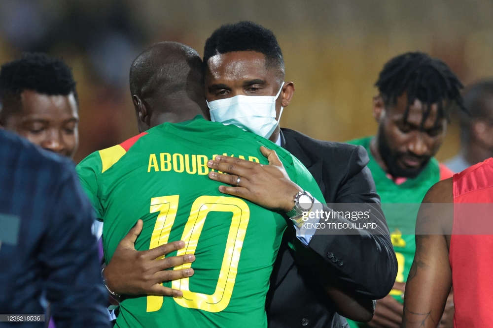 Samuel Eto'o Fils uyobora Ishyirahamwe rya ruhago muri Cameroun ashimira Kapiteni w'iki gihugu, Vincent Aboubakar