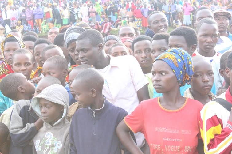 Abaturage bari bitabiriye iki gikorwa ku bwinshi