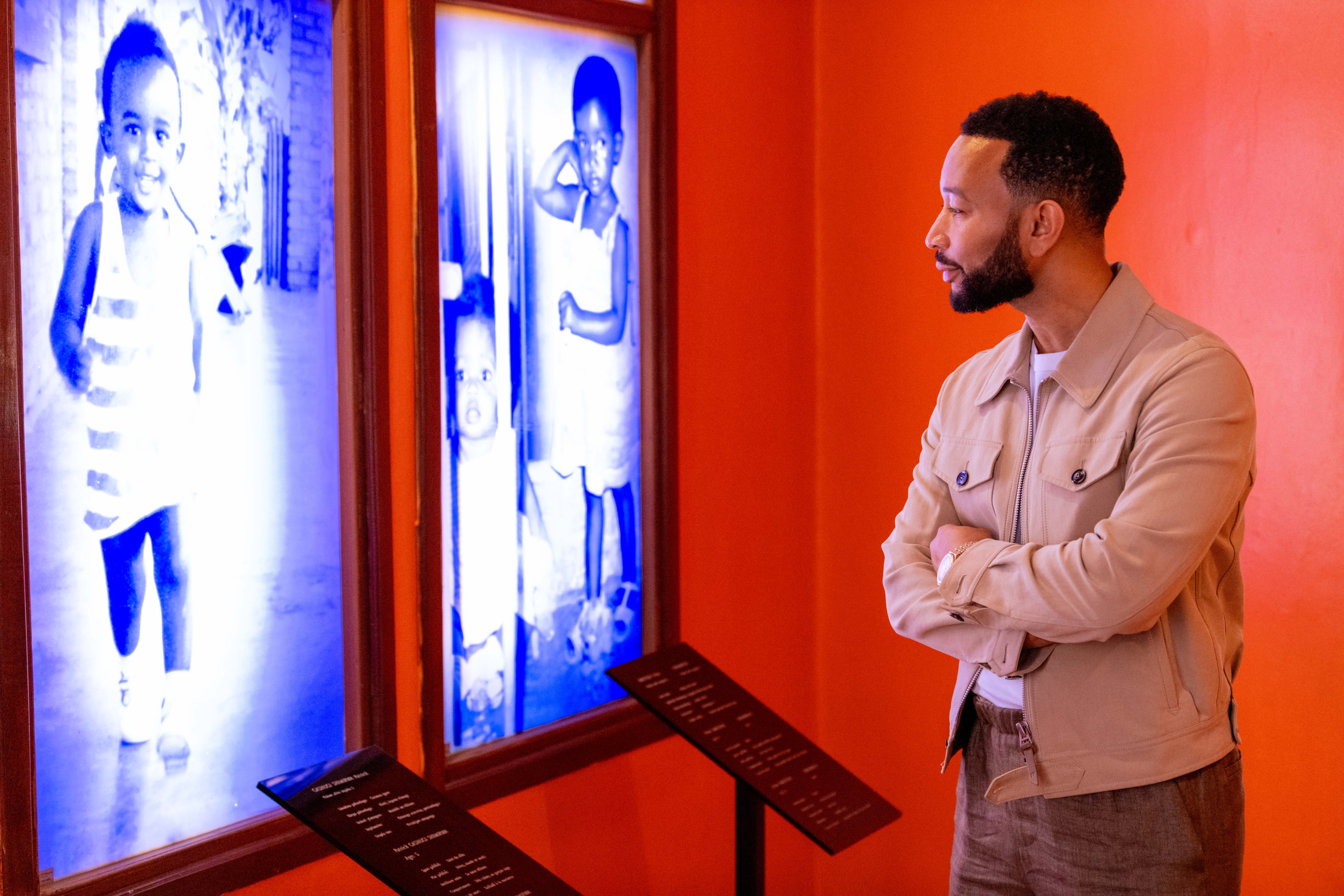 John Legend yasuye ibice bitandukanye bigize Urwibutso rwa Jenoside yakorewe Abatutsi mu 1994
