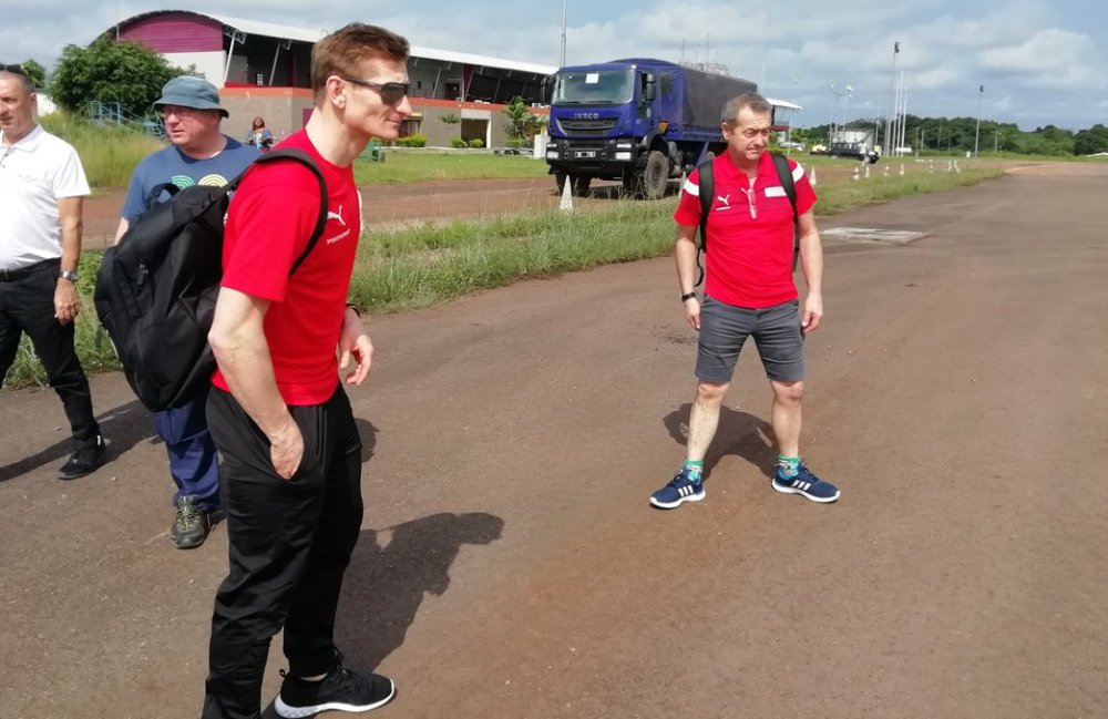 Greipel ubwo yageraga aho isiganwa ryatangiriye
