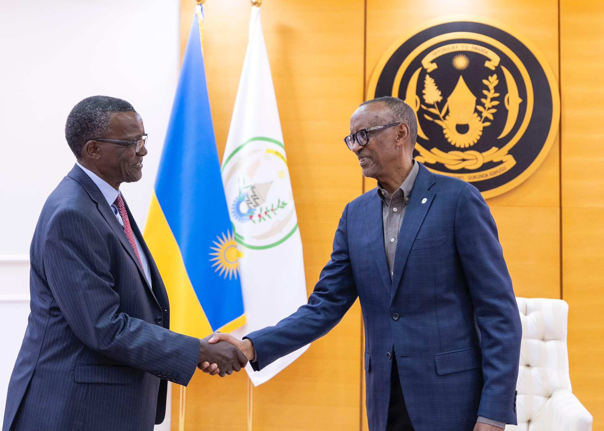 David K. Maraga wari uyoboye indorerezi za EAC yakiriwe na Perezida Kagame