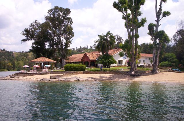 Nguku uko Guest House yari imeze itarasenywa (Foto:Tlongman)
